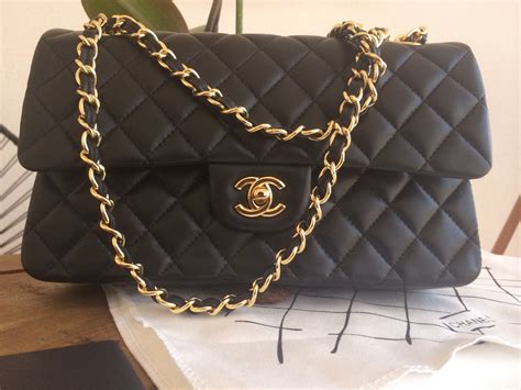 precio de cartera chanel original|authentic Chanel handbags.